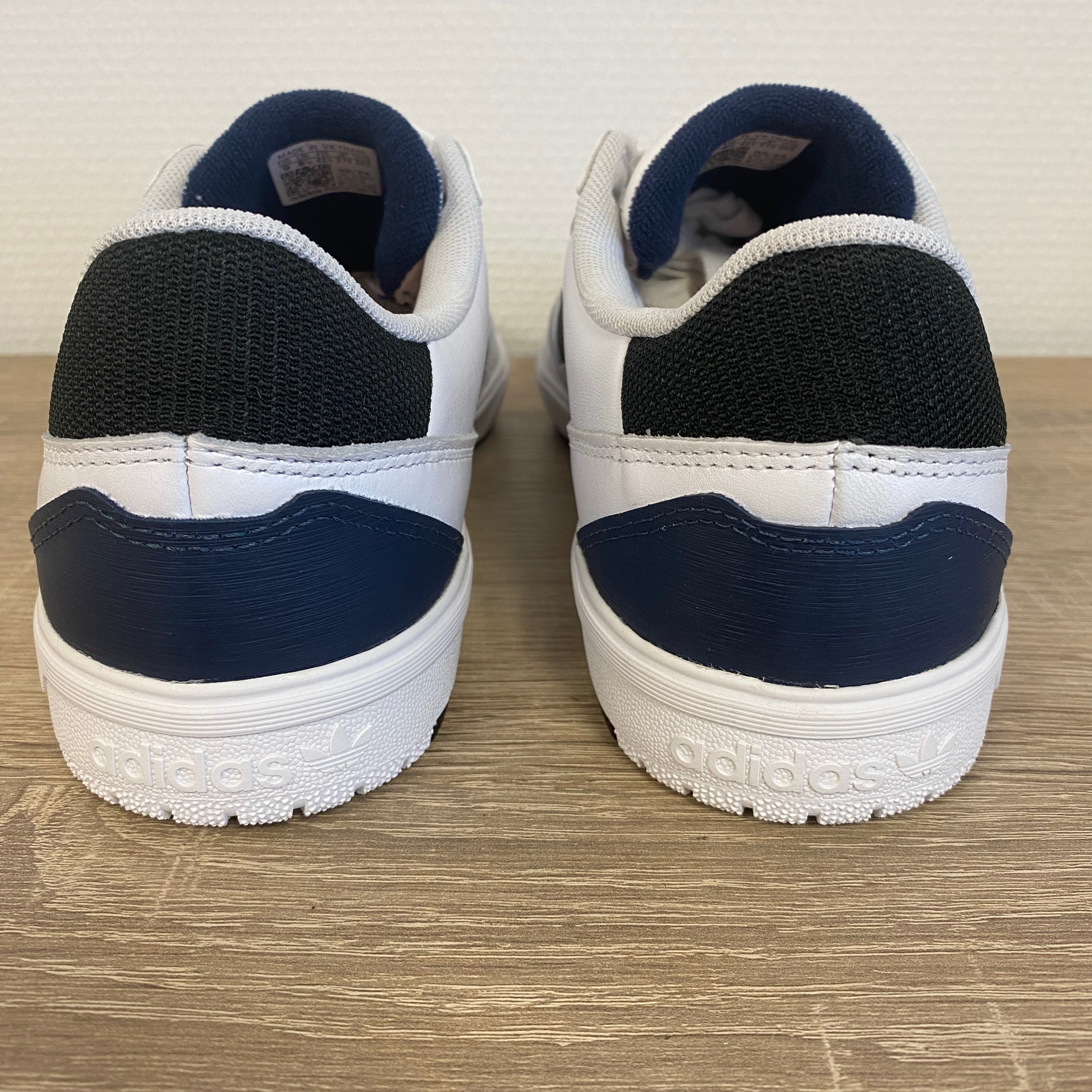 Adidas sneaker styhawnII white black navy