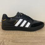 Adidas sneakers tyshawn low - black/black/white