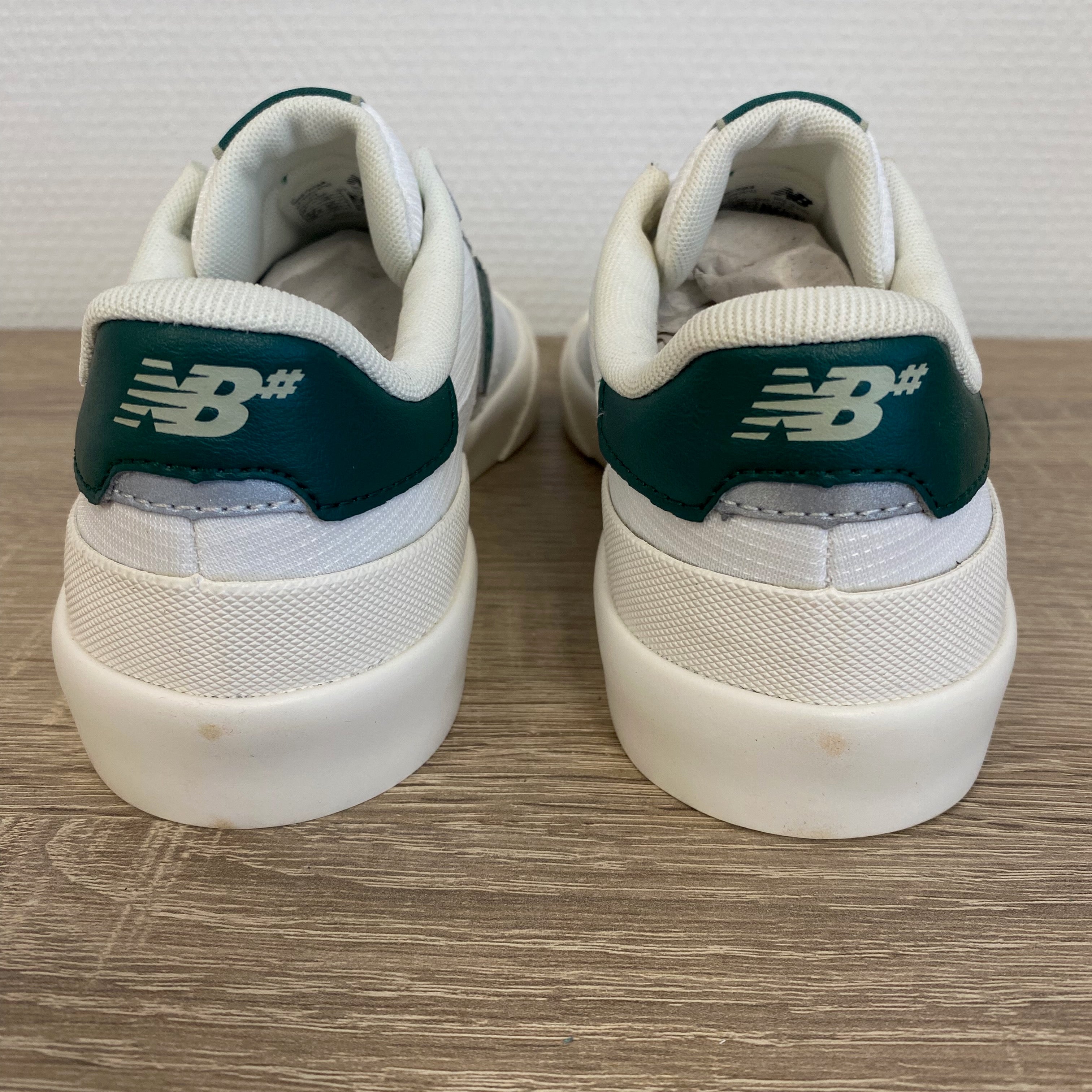 New Balance sneakers numeric 272 - white/green