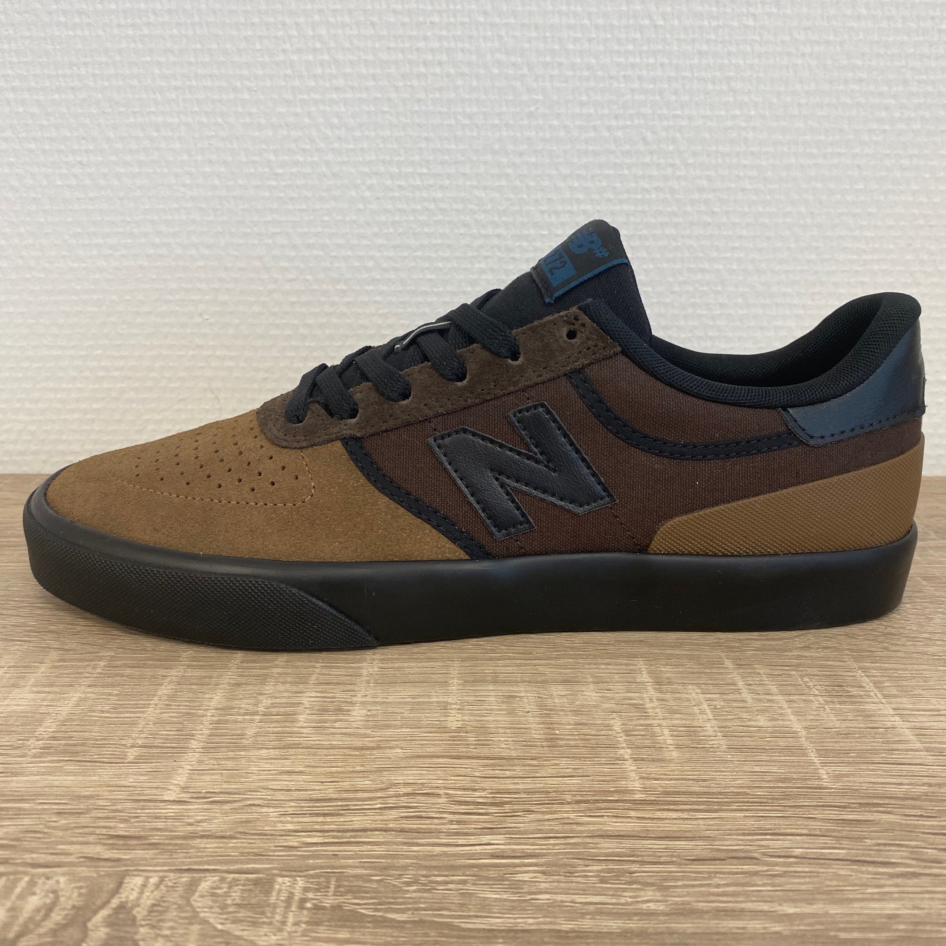 New Balance sneakers numeric 272 – brown/black