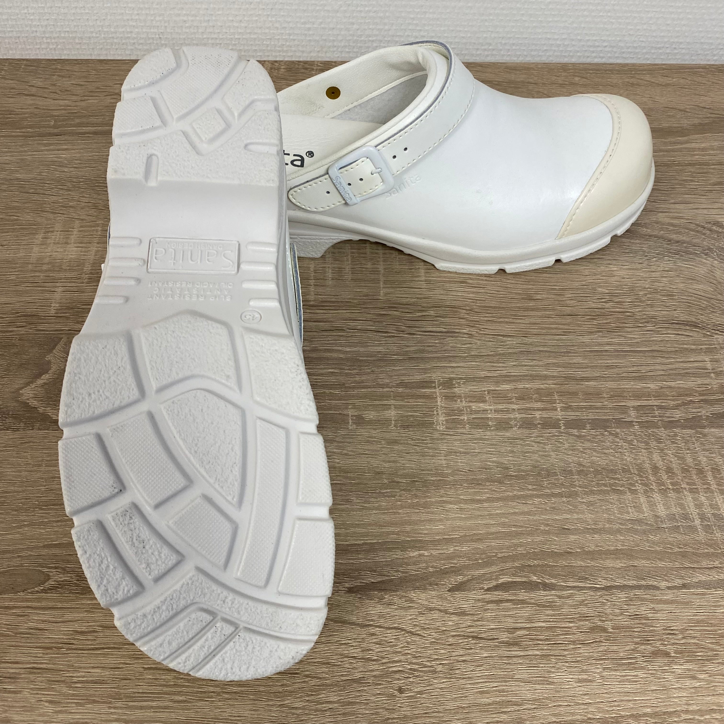Sanita Duty Griptec Klompen Wit Open met Riempje en Veiligheidsneus – Maat 45.2